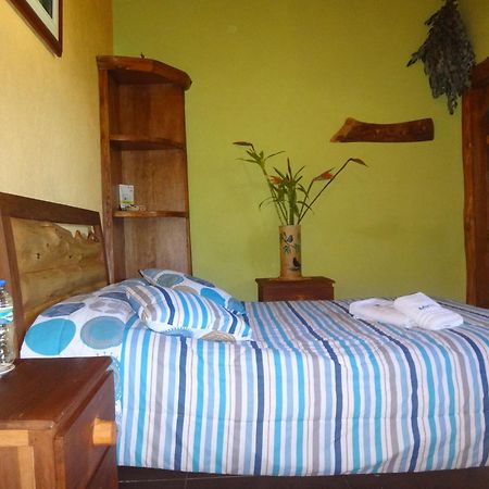 Zaysant Ecolodge Puembo Exterior photo