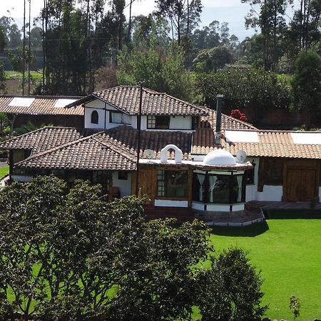 Zaysant Ecolodge Puembo Exterior photo