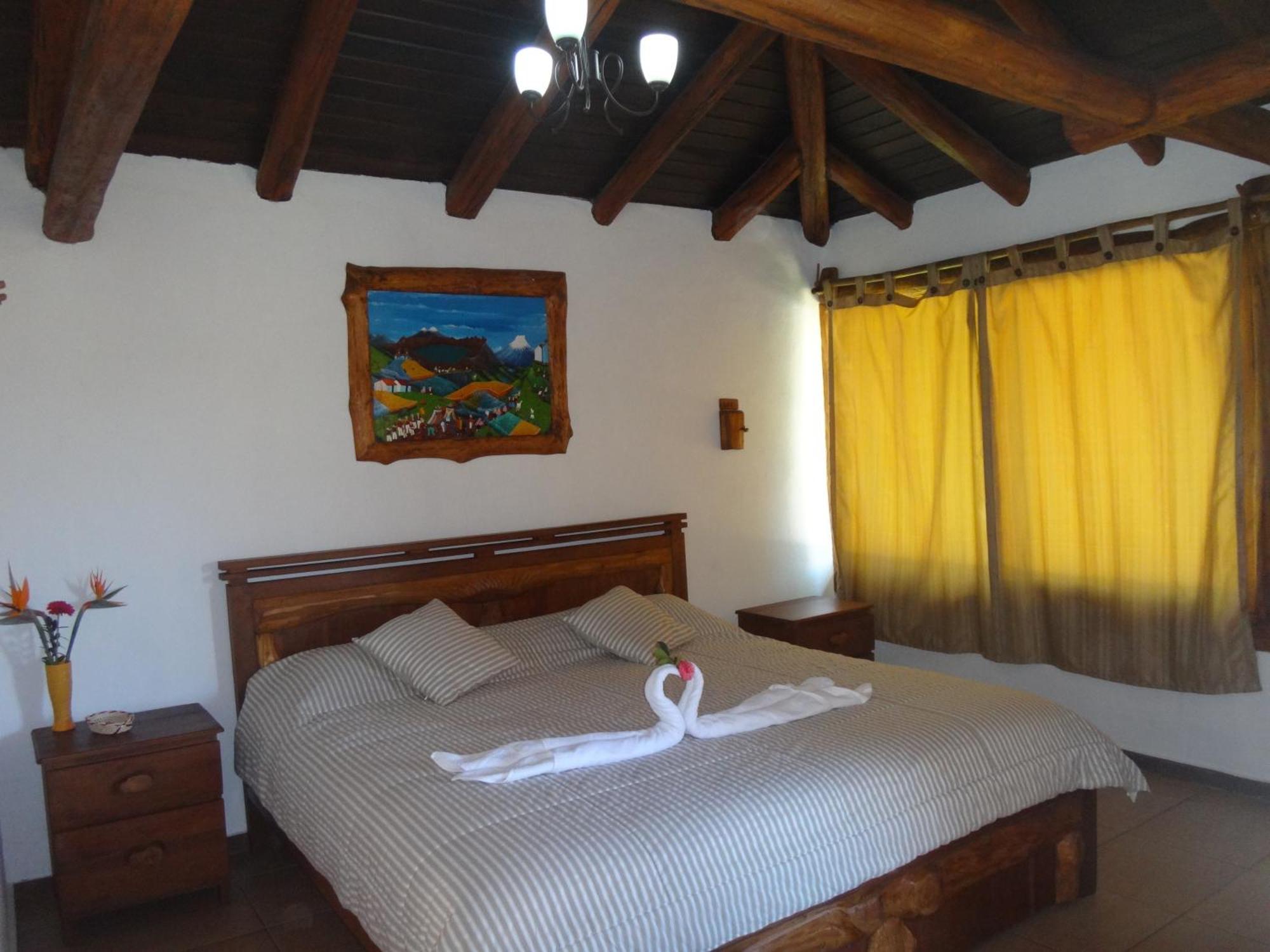 Zaysant Ecolodge Puembo Room photo
